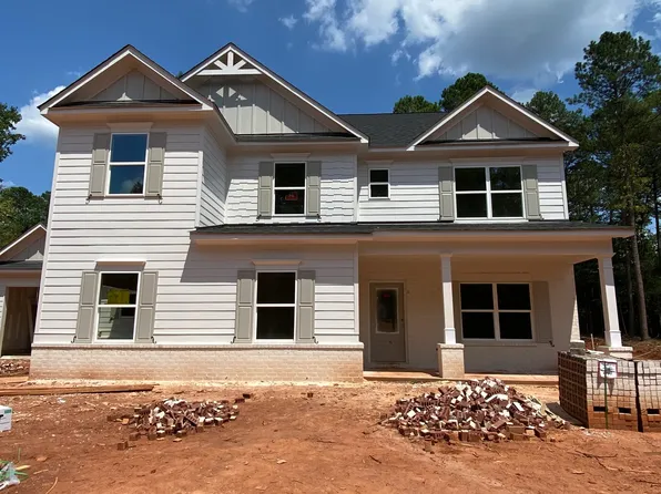 102 River Meadow Dr, Bethlehem, GA 30620