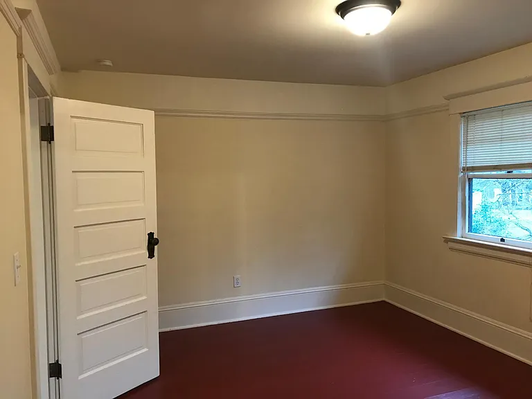 2nd Floor - East Bedroom 2