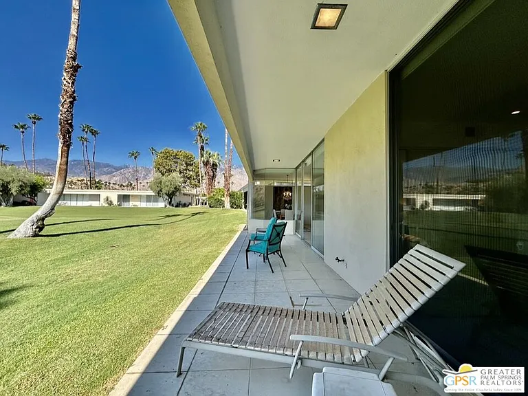 197 Desert Lakes Dr — Photo 41