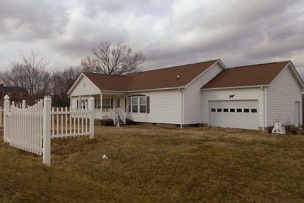 2nd image of 557 Hatchers Chapel Rd