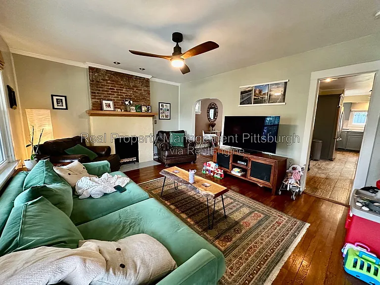 45 Shady Dr W — Photo 5