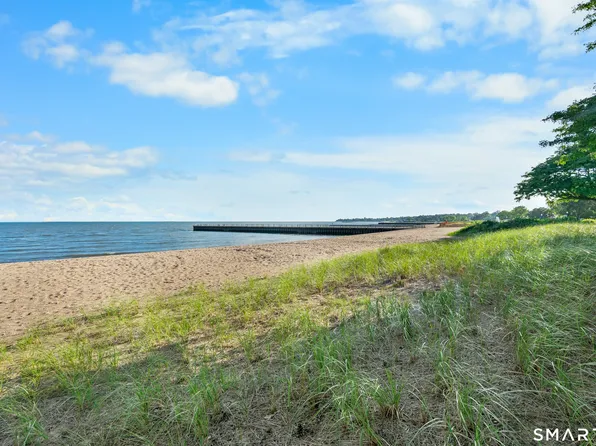 275 West Walk #275, West Haven, CT 06516