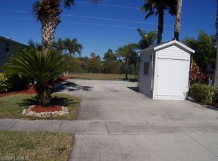 1587 Diamond Lake Cir, Naples, FL 34114