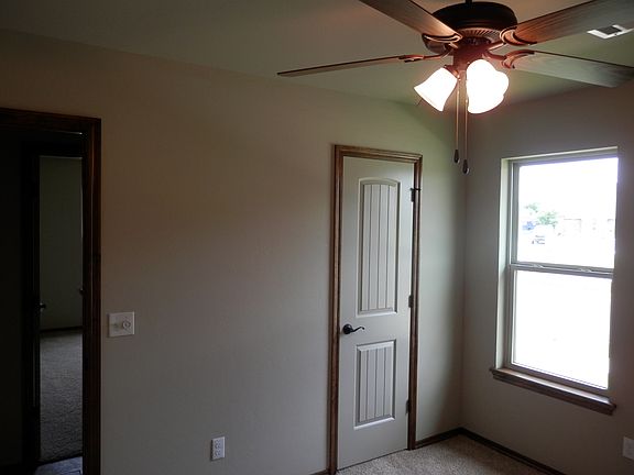 4th image of 4800 SW 126th St