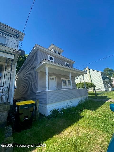 1st image of 77 W Pine St