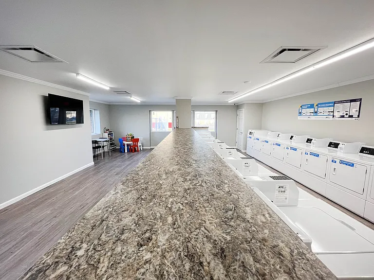 Forest Park Apartments — Photo 6