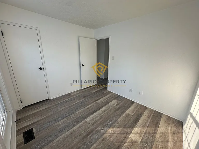 6456 Horizon Ct — Photo 13