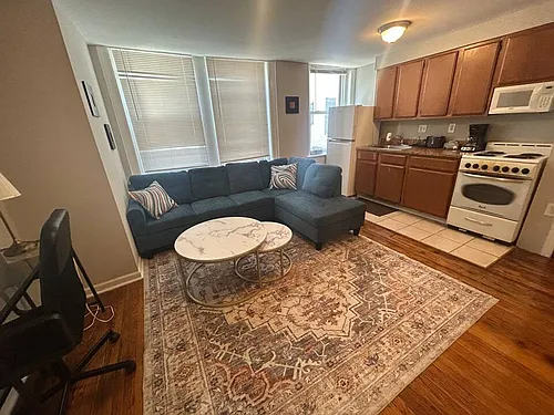 Floor plan B11
