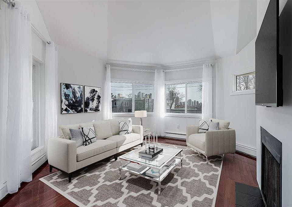 1st image of 2214 W 14a St SW #302