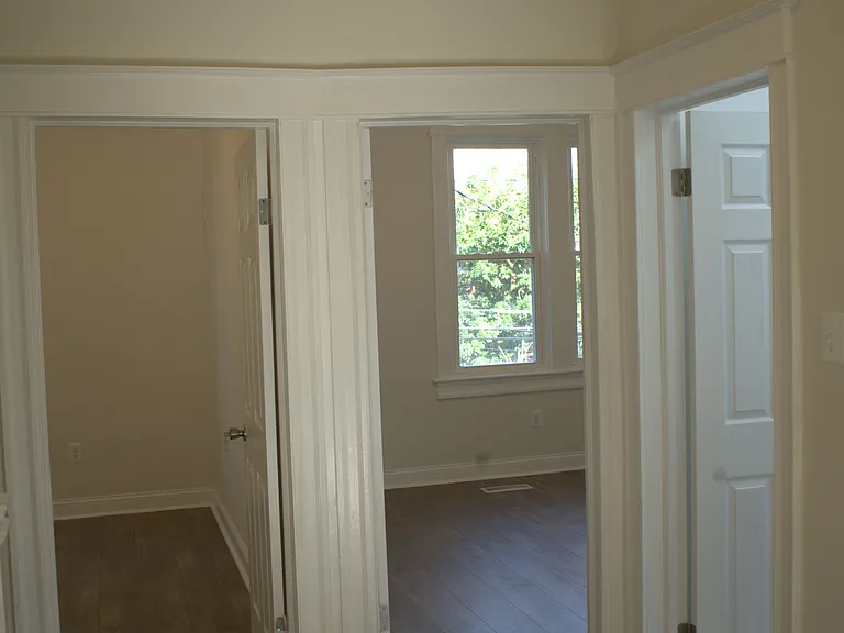 117 S Wickham Rd — Photo 66