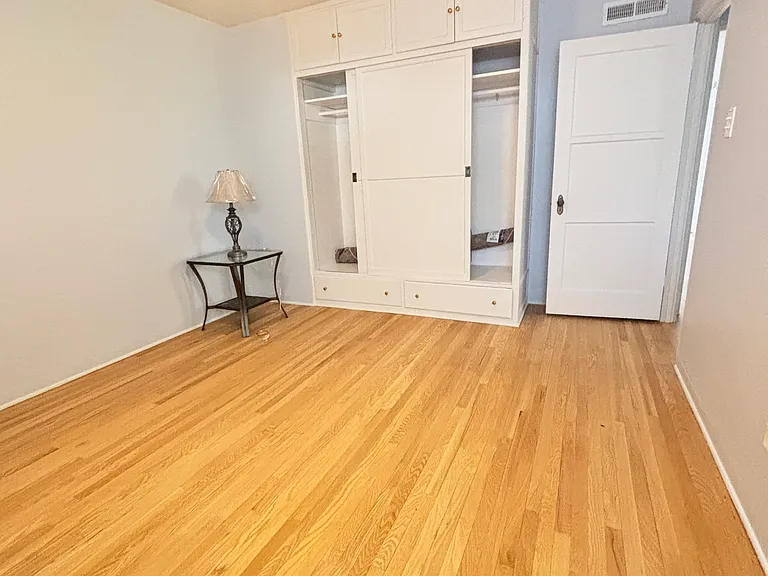 2630 S Marion St #B — Photo 11