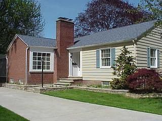 1st image of 264 Hamilton Ave