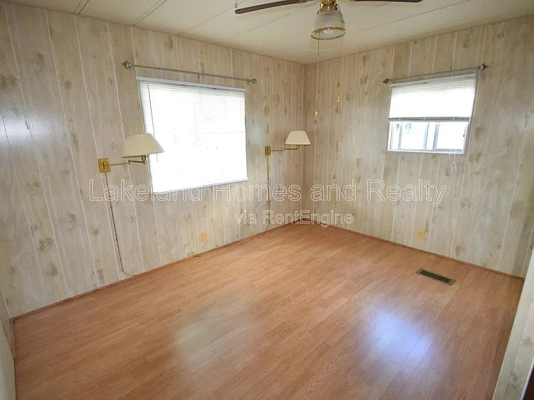 1567 Longbow Dr — Photo 7