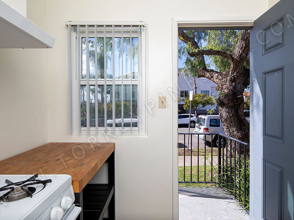1st image of 1404 1/2 Grand Ave #0