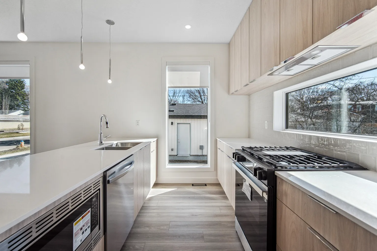 10427 70th Ave NW #1468130 photo 1