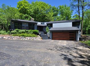 22320 W White Pine Rd, Kildeer, IL 60047