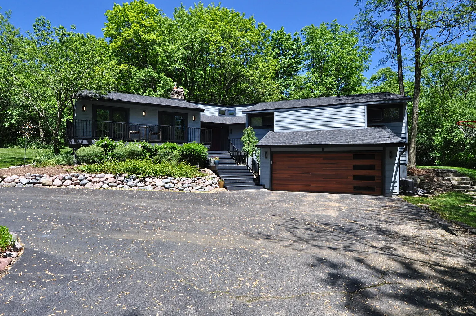22320 W White Pine Rd photo 1
