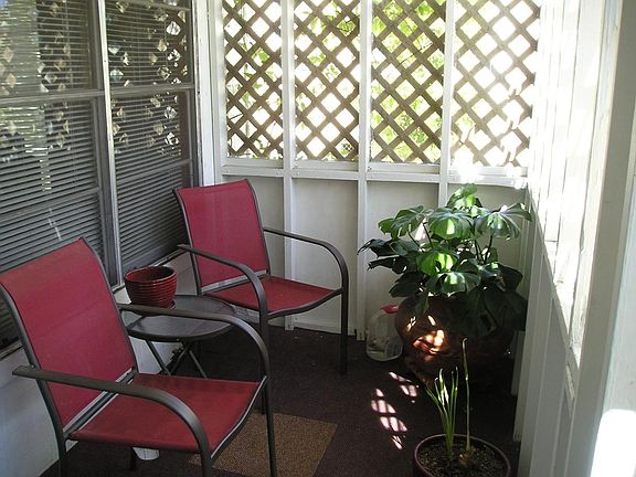 screened front porch