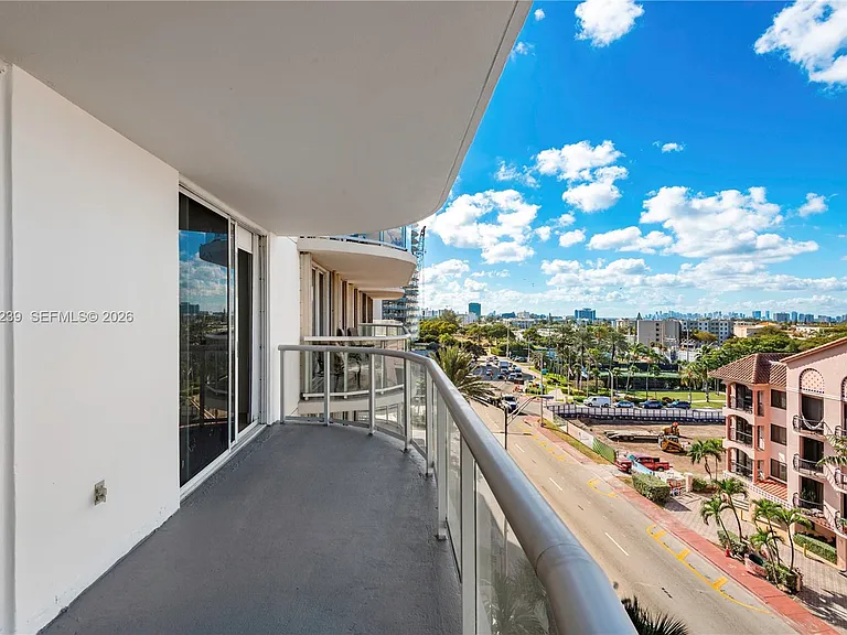 8855 Collins Ave #6E — Photo 28
