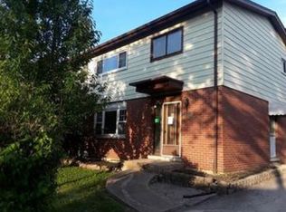 9275 N Courtland Dr, Niles, IL
