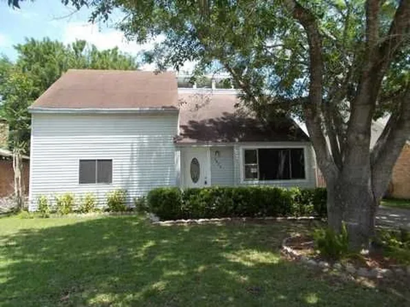 4823 Caranchua Reef St, Bacliff, TX 77518
