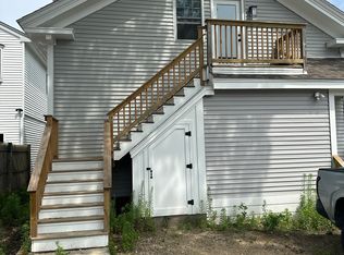 54 Lincoln St #B, Exeter, NH 03833