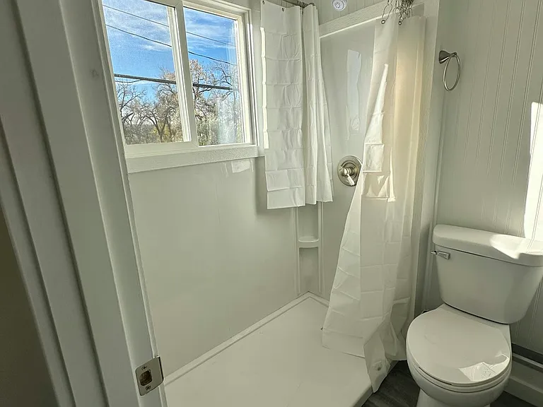 525 E Omaha St #2 — Photo 6