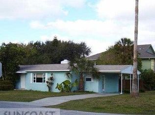 16101 2nd St E, Redington Beach, FL 33708