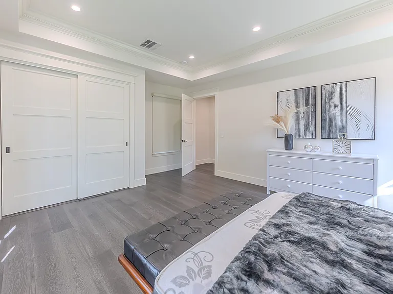 2150 S El Molino Ave — Photo 39