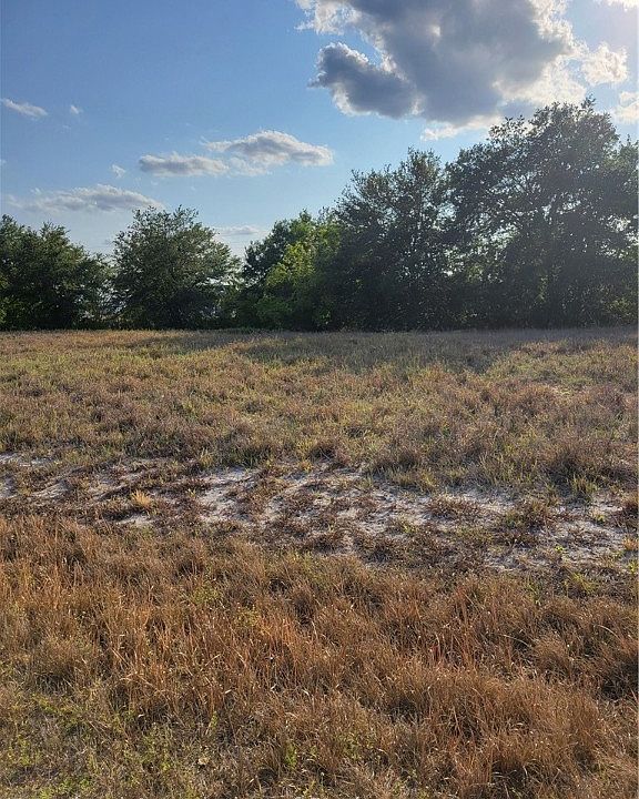2nd image of 121 N Fondulac Rd