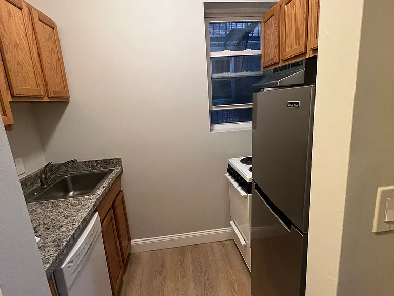 111 Norway St #201 — Photo 8