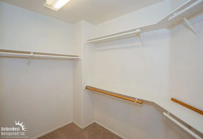 216 McHenry St — Photo 6