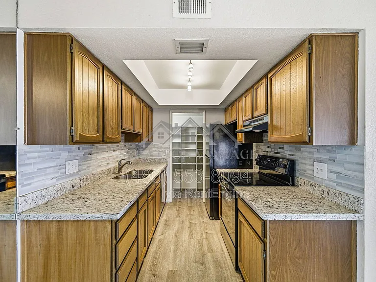 16635 N Cave Creek Rd #215 — Photo 9
