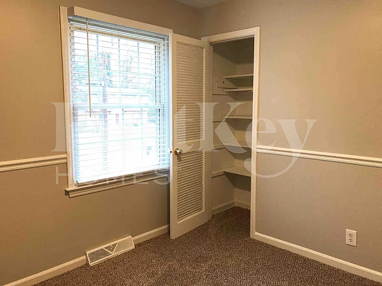 4114 Farmbrooke Dr — Photo 12