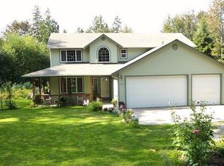 3530 Salem Ln, Camano Island, WA 98282