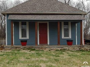 3260 31st St, Grantville, KS 66429