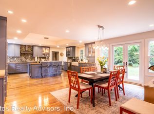 744 S El Monte Ave, Los Altos, CA 94022