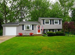 4877 Algonquin Trl, Stow, OH 44224