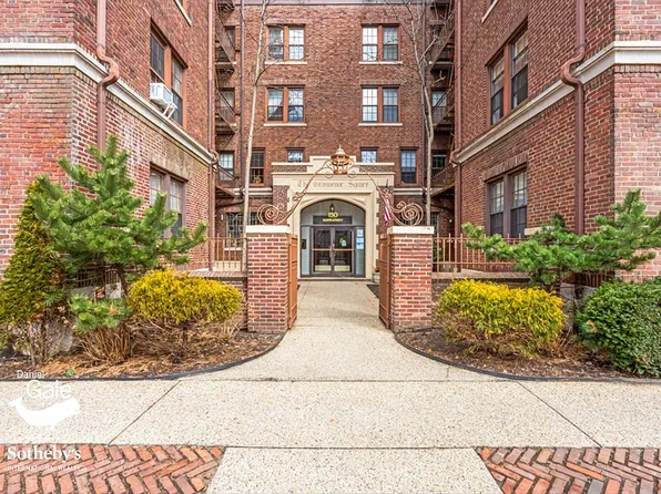 150 Burns St APT 6H, Flushing, NY 11375