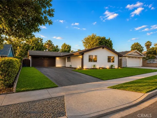 3441 Crownsworth St, Corona, CA 92879