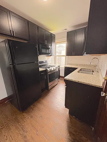 6800 S Rockwell St #2R Photo 1