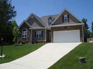 140 Locket Dr, Clayton, NC 27520
