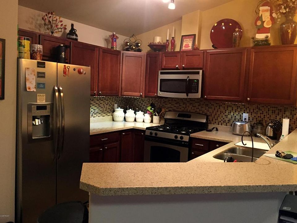 1st image of 10381 Valley Park Dr