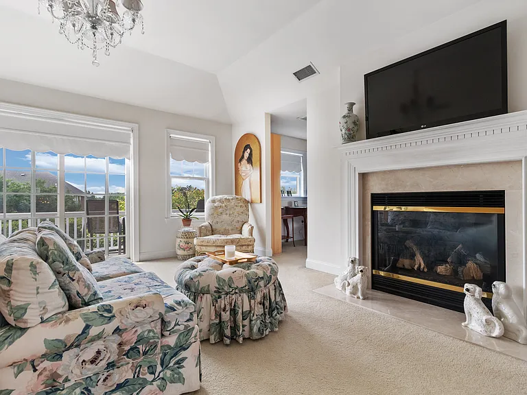 11 Seasons Ln — Photo 15