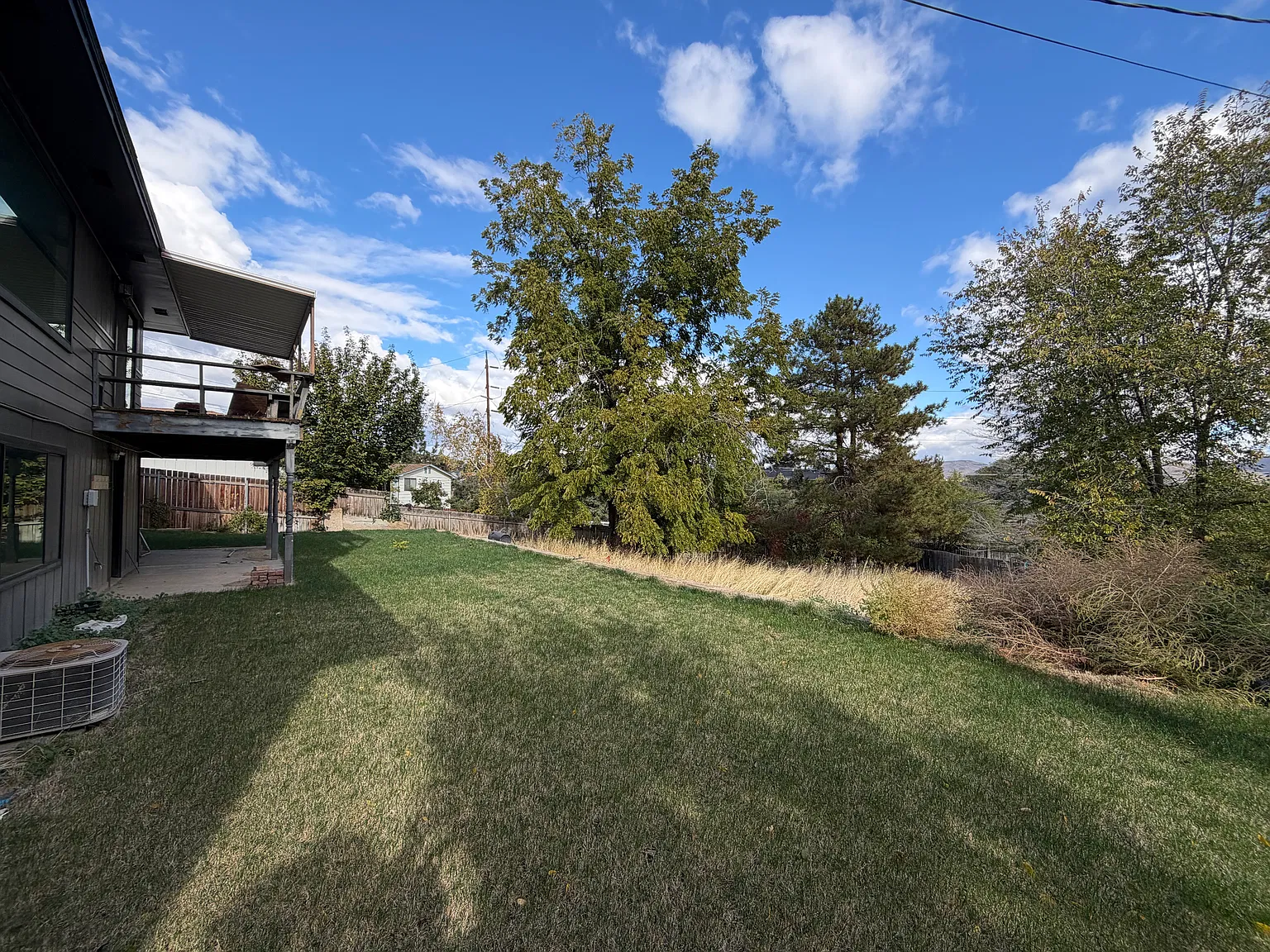 3 bed, 2762 sqft, $2,300 — Photo 4