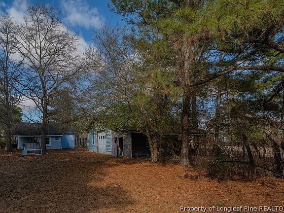 3rd image of 879 Jordan Rd