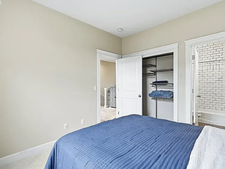 11380 SW Barber St — Photo 16