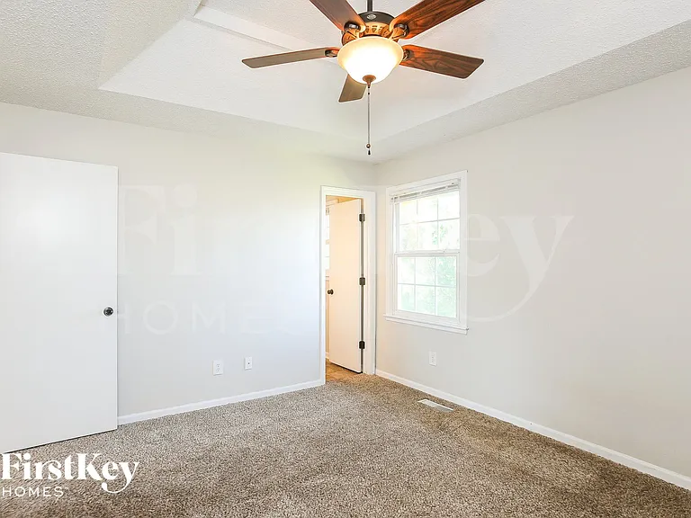 8652 NE 110th St — Photo 8