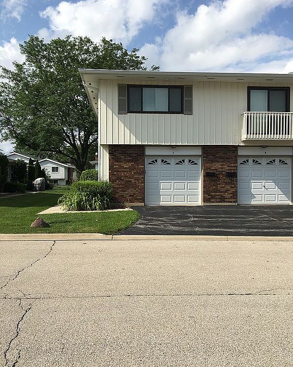 1st image of 135 Brewster Ct APT A