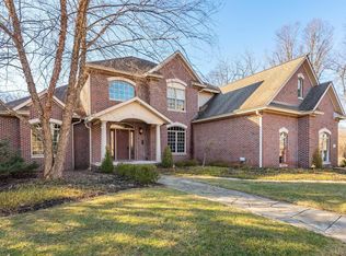 2500 E Nottingham Ct, Bloomington, IN